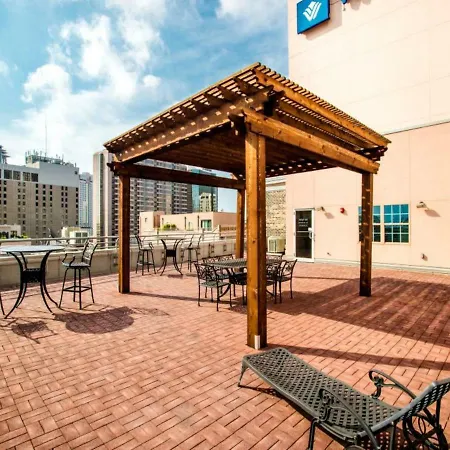 Spacious Condos Steps Away From French Quarter New Orleans Exterior photo