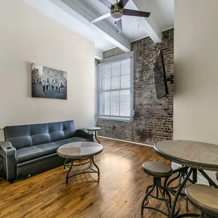 Spacious Condos Steps Away From French Quarter New Orleans Exterior photo