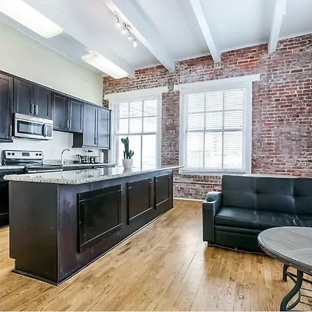Spacious Condos Steps Away From French Quarter New Orleans Exterior photo