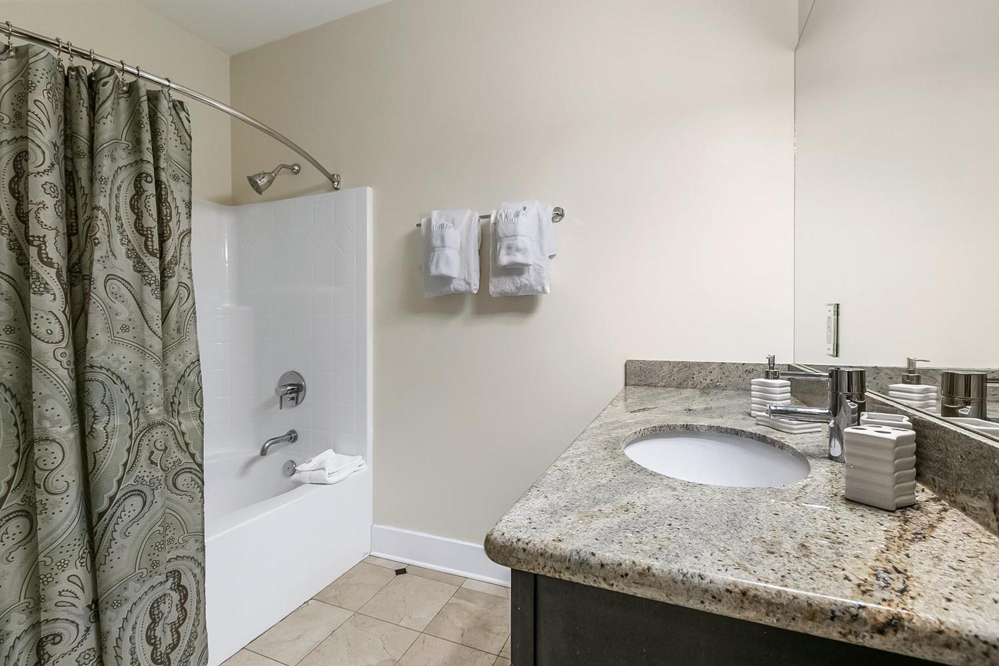 Apartamento Spacious Steps Away From French Quarter